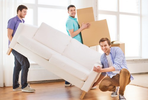 Local Watford moving service for small home removals
